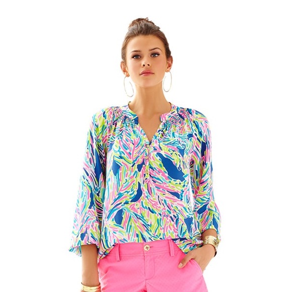 Lilly Pulitzer Tops - NWT Lilly Pulitzer ELSA SILK TOP - PALM READER